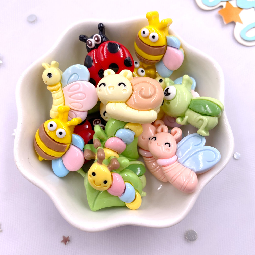 Resin Art Supplies - 14pcs Colorful Resin Cartoon Caterpillar Bee