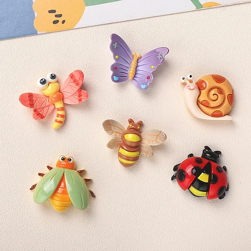10Pcs Cartoon Resin Cute Bees, – обзор и цена Resin Art Phone Case